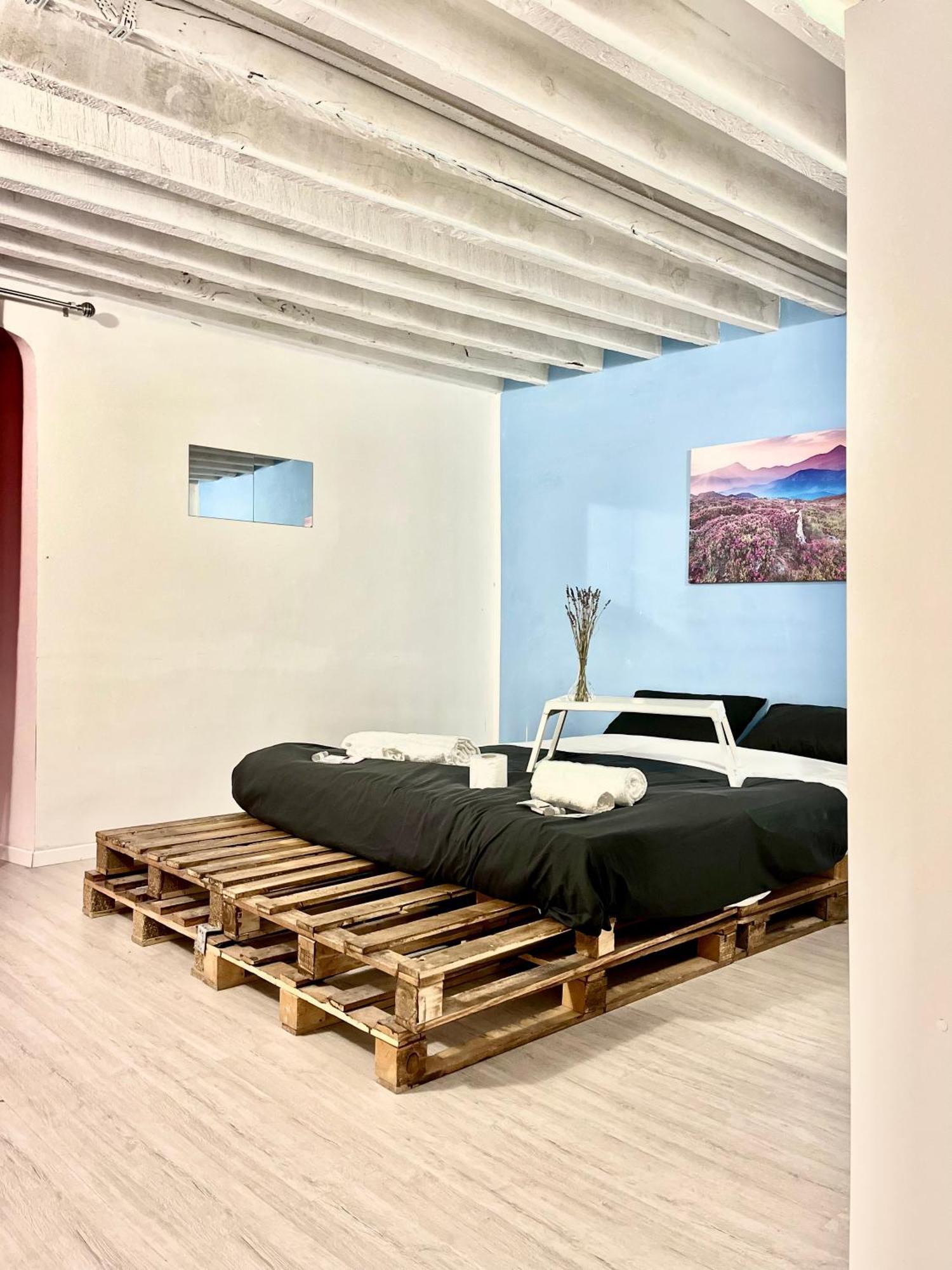 Genova Centro Affittacamere- Bagno In Comune Esterno foto
